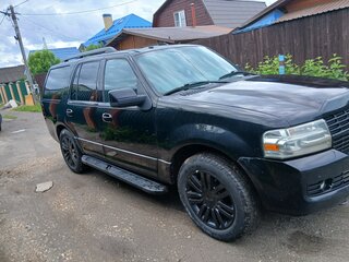 2009 Lincoln Navigator III, чёрный, 1100000 рублей, вид 2