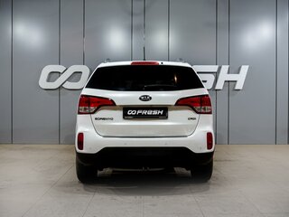 2013 Kia Sorento II Рестайлинг, белый, 1899000 рублей, вид 4