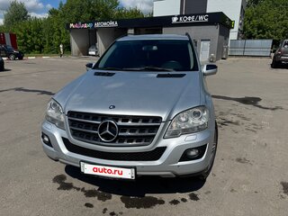 2008 Mercedes-Benz M-Класс 320 II (W164) Рестайлинг, серебристый, 2000000 рублей, вид 1