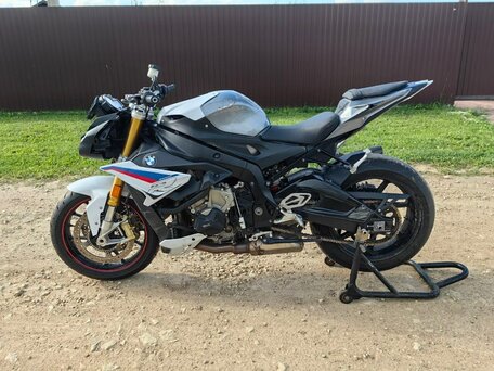 2017 BMW S 1000 RR, серый, 700000 рублей, вид 4
