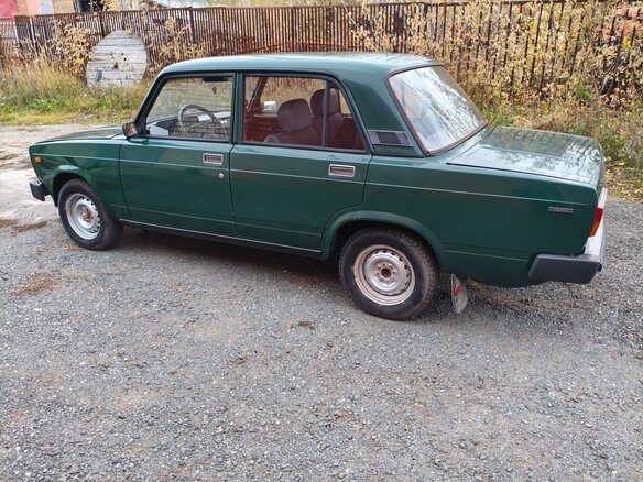 1997 Lada (ВАЗ) 2105, зелёный, 157000 рублей - вид 3