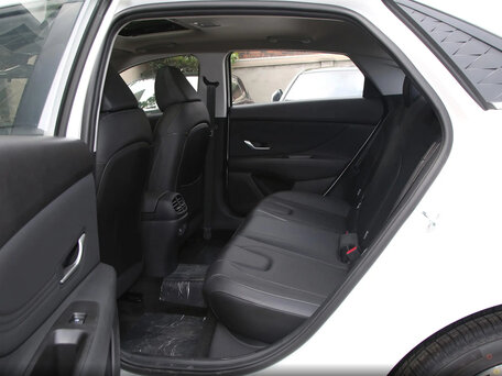 2026 Hyundai Elantra VII (CN7) Рестайлинг, белый, 2490000 рублей, вид 4