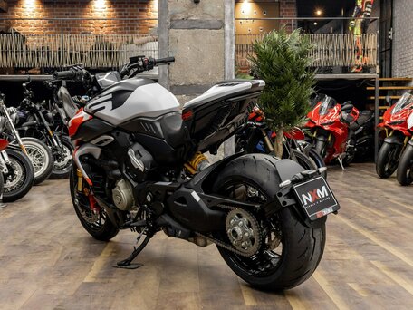 2026 Ducati Diavel V4, белый, 4290000 рублей, вид 5