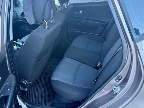 2010 Kia Ceed I Рестайлинг, бежевый, 715000 рублей - вид 7