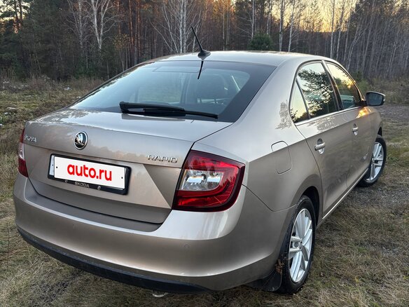 2017 Skoda Rapid I Рестайлинг, бежевый, 1190000 рублей - вид 9