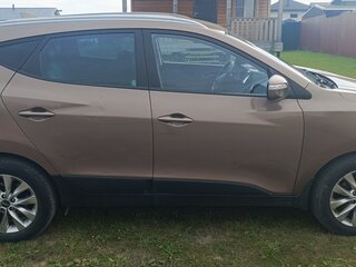 2015 Hyundai ix35 I Рестайлинг, золотистый, 1050000 рублей, вид 2