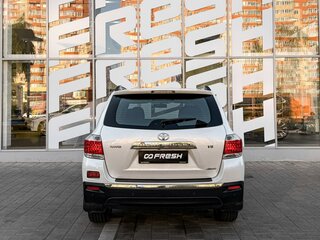 2012 Toyota Highlander II (XU40) Рестайлинг, белый, 1789000 рублей, вид 4