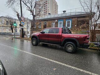 2024 Ram 1500 Crew Cab TRX V, красный, 15500000 рублей, вид 4