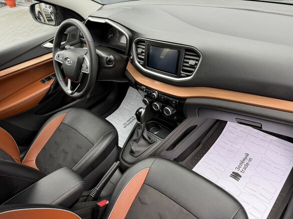 2024 Lada (ВАЗ) Vesta SW Cross I Рестайлинг (NG), коричневый, 1590000 рублей - вид 12