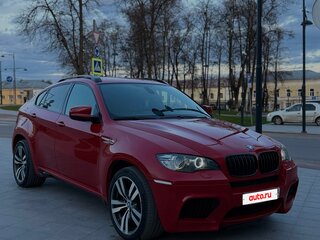 2010 BMW X6 M I (E71), красный, 2000000 рублей, вид 3