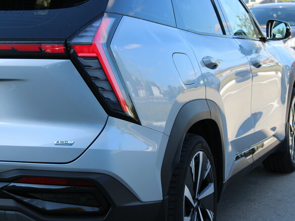 2024 Geely Atlas II, серебристый, 2730000 рублей - вид 33