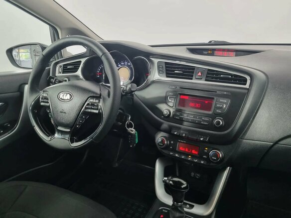 2016 Kia Ceed II Рестайлинг, чёрный - вид 13