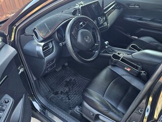 2019 Toyota C-HR I, чёрный, 2600000 рублей, вид 3