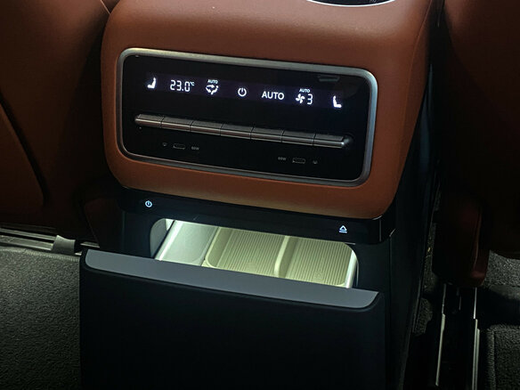 2023 Li Auto (Lixiang) L9 44.5 kWh I, чёрный, 5800000 рублей - вид 13
