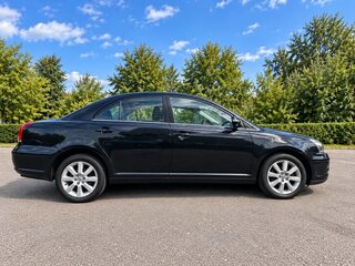 2008 Toyota Avensis II Рестайлинг, чёрный, 1900000 рублей, вид 3