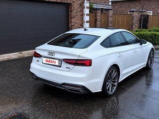 2021 Audi A5 Sportback 45 TFSI II (F5) Рестайлинг, белый, 4800000 рублей, вид 3