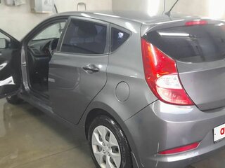 2014 Hyundai Solaris I, серый, 800000 рублей, вид 2