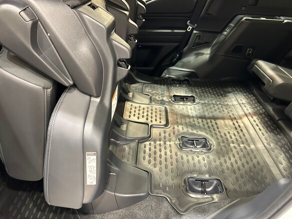 2026 Toyota Land Cruiser Prado 250 Series, белый, 12490000 рублей - вид 36