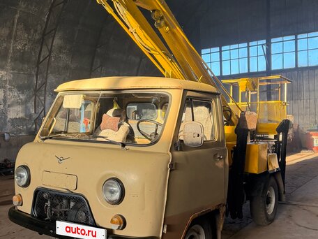 1997 Toyota HiAce, серебристый, 690000 рублей, вид 3