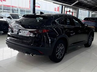 2023 Mazda CX-4 I Рестайлинг, чёрный, 1740000 рублей, вид 4