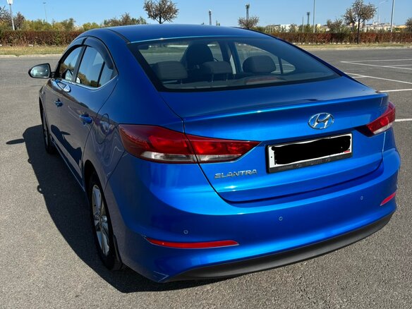 2016 Hyundai Elantra VI (AD), синий, 1320000 рублей - вид 11