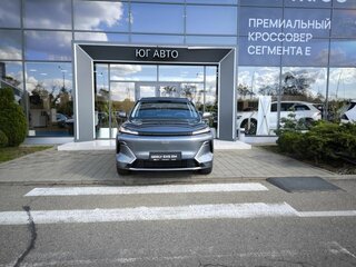 2026 Geely EX5 Гибрид EM-i, серебристый, 3829990 рублей, вид 3