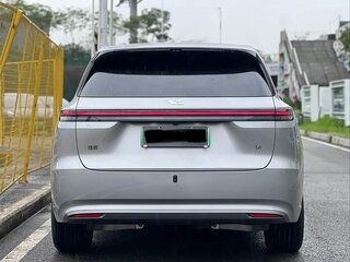 2026 Li Auto (Lixiang) L6 II, серебристый, 7565000 рублей, вид 4