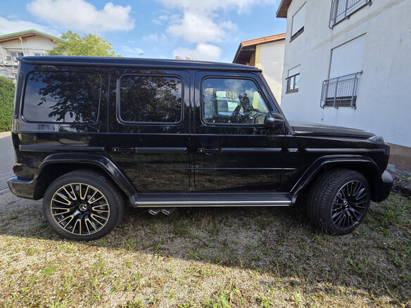 2026 Mercedes-Benz G-Класс AMG 63 AMG II (W465) Рестайлинг, чёрный, 32000000 рублей - вид 3