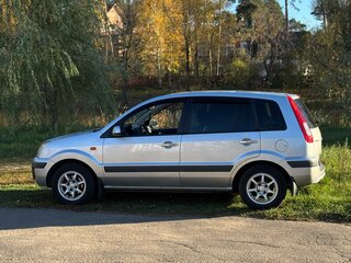 2006 Ford Fusion I Рестайлинг, серебристый, 570000 рублей, вид 5