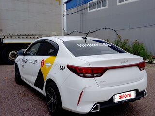 2022 Kia Rio IV Рестайлинг, белый, 1117000 рублей, вид 4