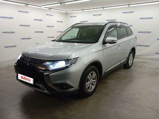 2021 Mitsubishi Outlander III Рестайлинг 3, серый, 2285000 рублей, вид 1