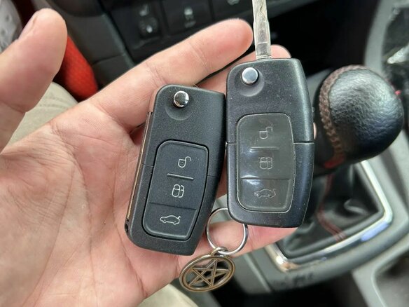 2007 Ford Focus II, чёрный, 445000 рублей - вид 9