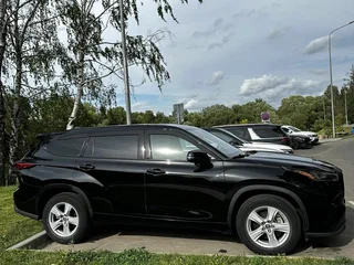 2020 Toyota Highlander IV (XU70), чёрный, 3600000 рублей, вид 2