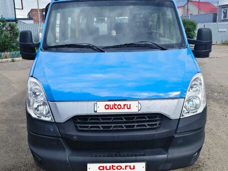 2014 Iveco Daily, синий, 2000000 рублей, вид 1