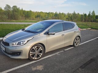 2016 Kia Ceed II Рестайлинг, серебристый, 1300000 рублей, вид 1