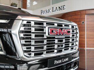 2026 GMC Yukon V Рестайлинг, чёрный, 16940000 рублей, вид 5