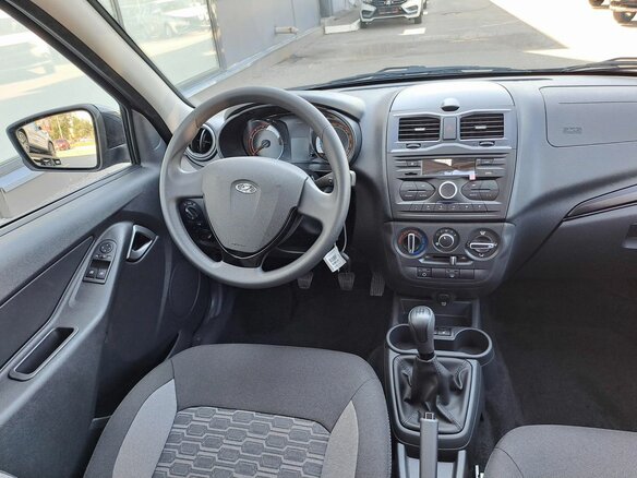 2026 Lada (ВАЗ) Granta Cross I Рестайлинг, синий, 1237900 рублей - вид 9