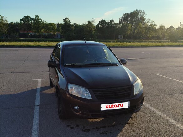 2013 Lada (ВАЗ) Granta I, пурпурный, 440000 рублей