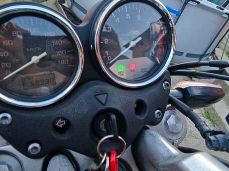 2000 Honda X4, серый, 370000 рублей, вид 3