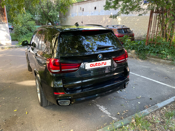 2018 BMW X5 30d III (F15), чёрный, 3900000 рублей - вид 3