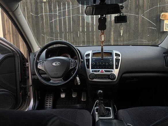 2008 Kia Ceed I, бежевый, 699999 рублей - вид 8