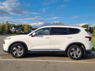 2021 Hyundai Santa Fe IV Рестайлинг, белый, 3500000 рублей, вид 5