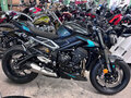 2026 Triumph Speed Triple, чёрный, 849000 рублей - вид 2