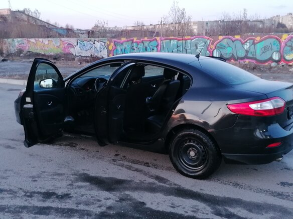 2012 Renault Fluence I, чёрный, 555555 рублей - вид 11