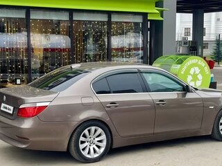 2006 BMW 5 серии 525xi V (E60/E61), коричневый, 700000 рублей, вид 4