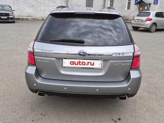 2007 Subaru Outback III Рестайлинг, серебристый, 1000000 рублей, вид 4