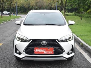 2023 Toyota Yaris L XP150 Рестайлинг, белый, 1180000 рублей, вид 2