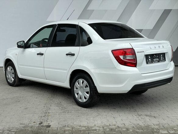 2021 Lada (ВАЗ) Granta I Рестайлинг, белый, 568000 рублей - вид 7
