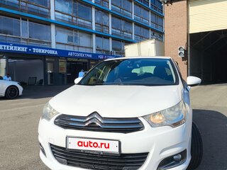 2012 Citroen C4 II, белый, 700000 рублей, вид 1