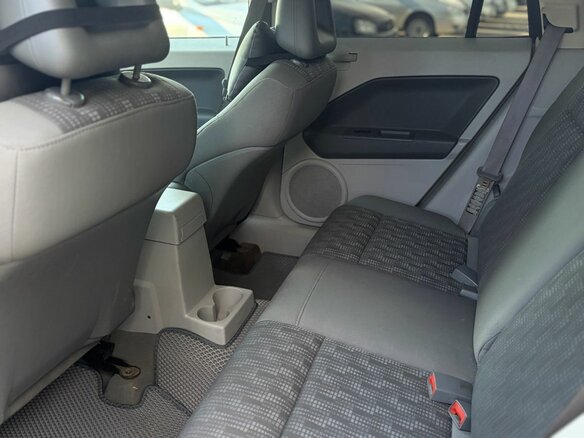 2007 Dodge Caliber I, красный, 650000 рублей - вид 17